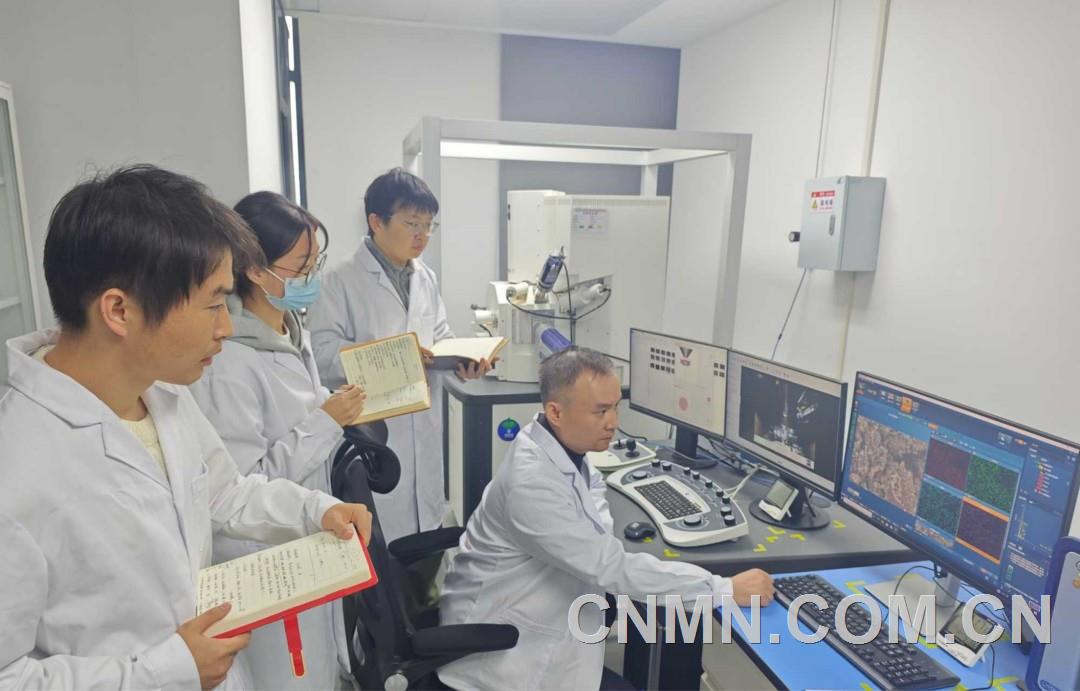 莫道攻关苦 沉心起巨澜——记陕西MK榆林新材料集团研发中心主任曾毅